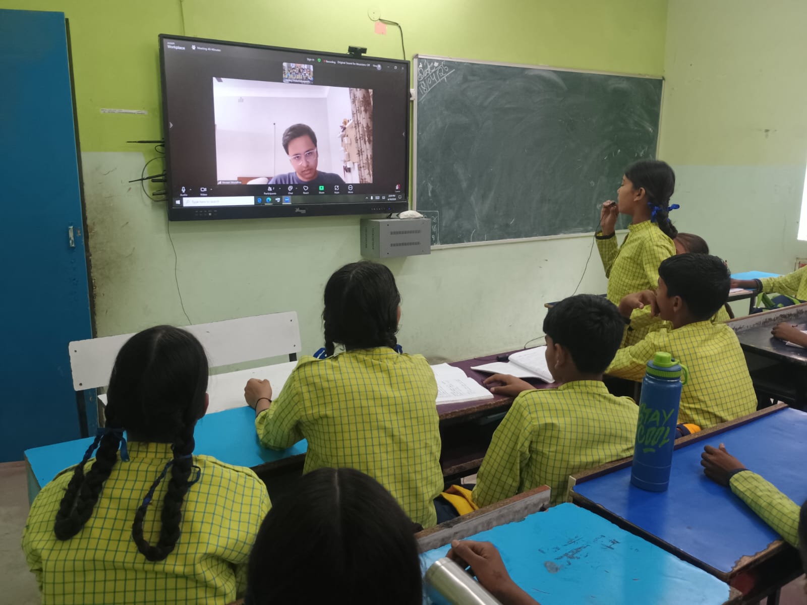 Inside the classroom during a FinLight session